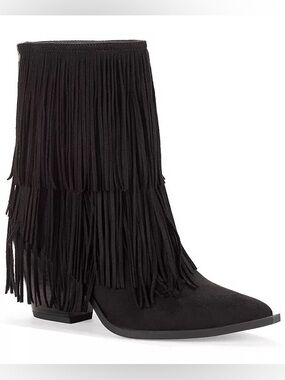 🔥Wild Pair🔥
Women's Leonie Fringe Booties
Macy's Exclusive 🔥Sz9